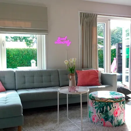 Delightful Tropical Retreat Close To The Sea Σπίτι διακοπών