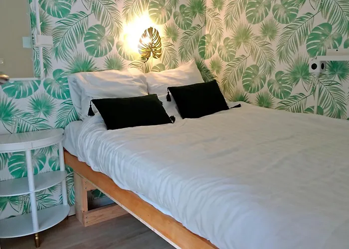 Delightful Tropical Retreat Close To The Sea Dom wakacyjny