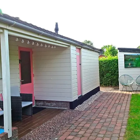 Delightful Tropical Retreat Close To The Sea * 와멘후젠