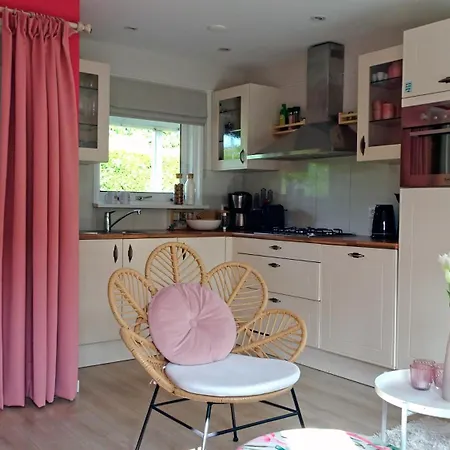 Delightful Tropical Retreat Close To The Sea * 와멘후젠